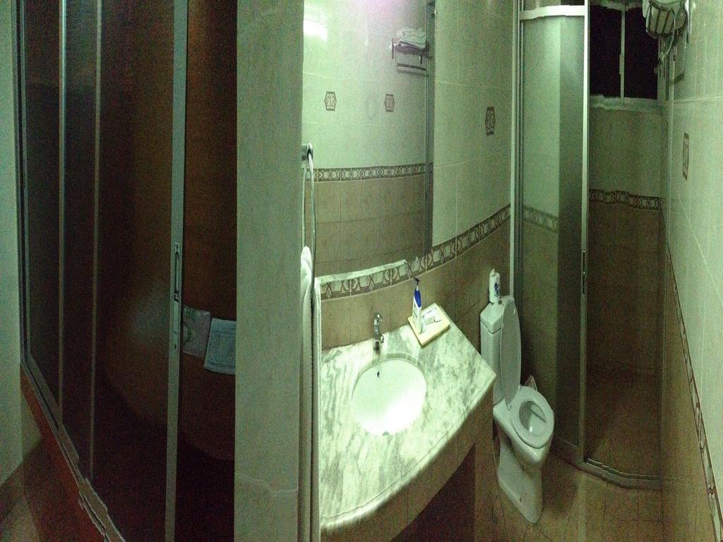 Hotel Naz Garden Bogra Habitación foto