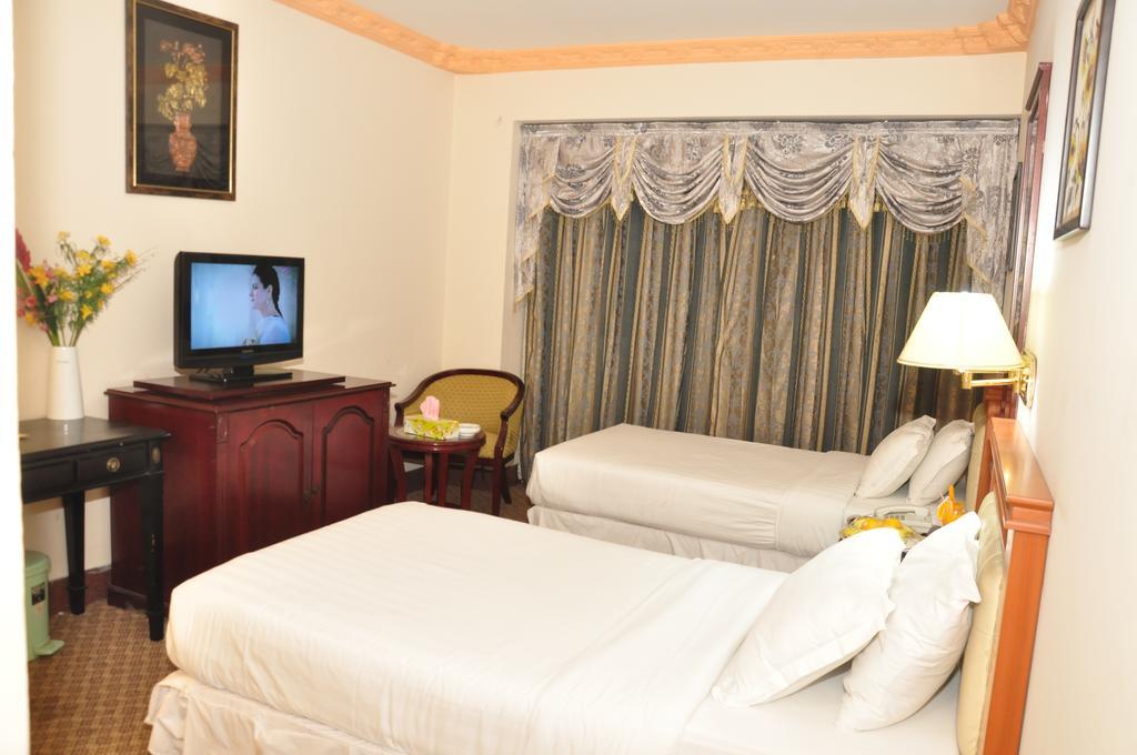 Hotel Naz Garden Bogra Habitación foto
